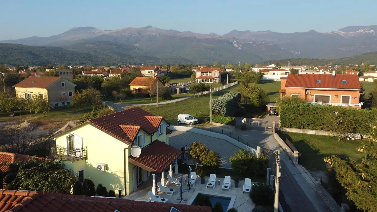 Villa Relax House Nizic Drazice